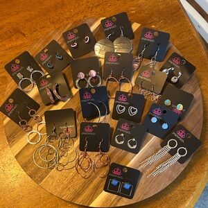 Paparazzi Women Jewelry Set - Gold, Silver, Pink, Blue 20 Piece Lot